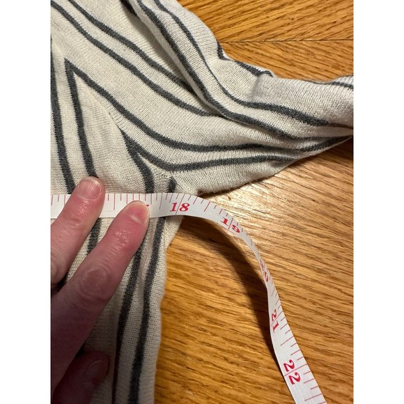 HINGE Gray Stripes/ Ivory Long Sleeve Crew Neck Women’s Small Tie Back Sweater - Picture 3 of 5